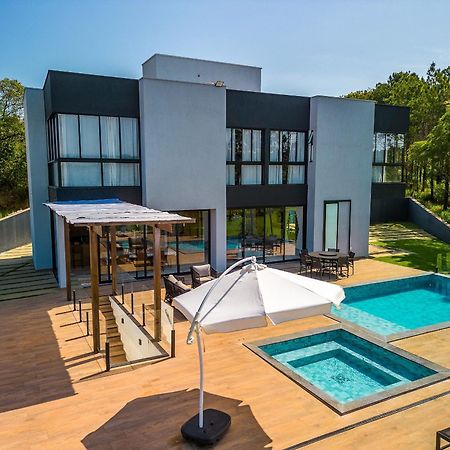 Pousada Com Piscina, Jacuzzi E Com Vista Em Capitolio - Casa Decore Buitenkant foto