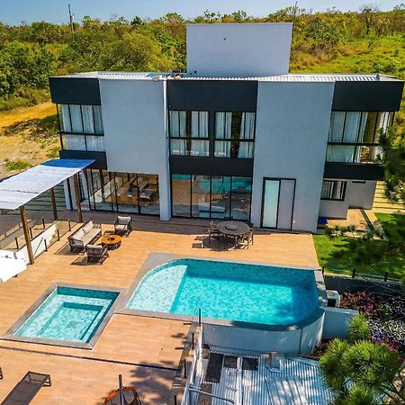 Pousada Com Piscina, Jacuzzi E Com Vista Em Capitolio - Casa Decore Buitenkant foto