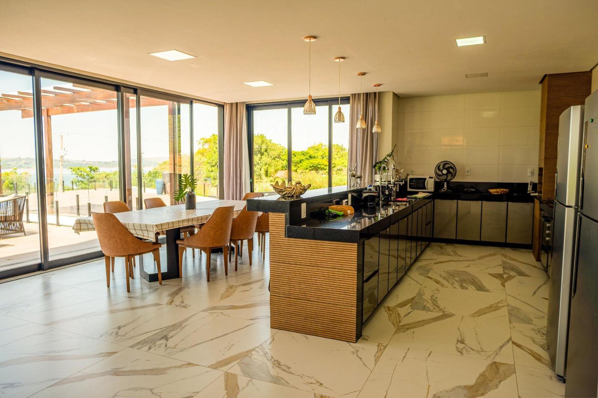 Pousada Com Piscina, Jacuzzi E Com Vista Em Capitolio - Casa Decore Buitenkant foto