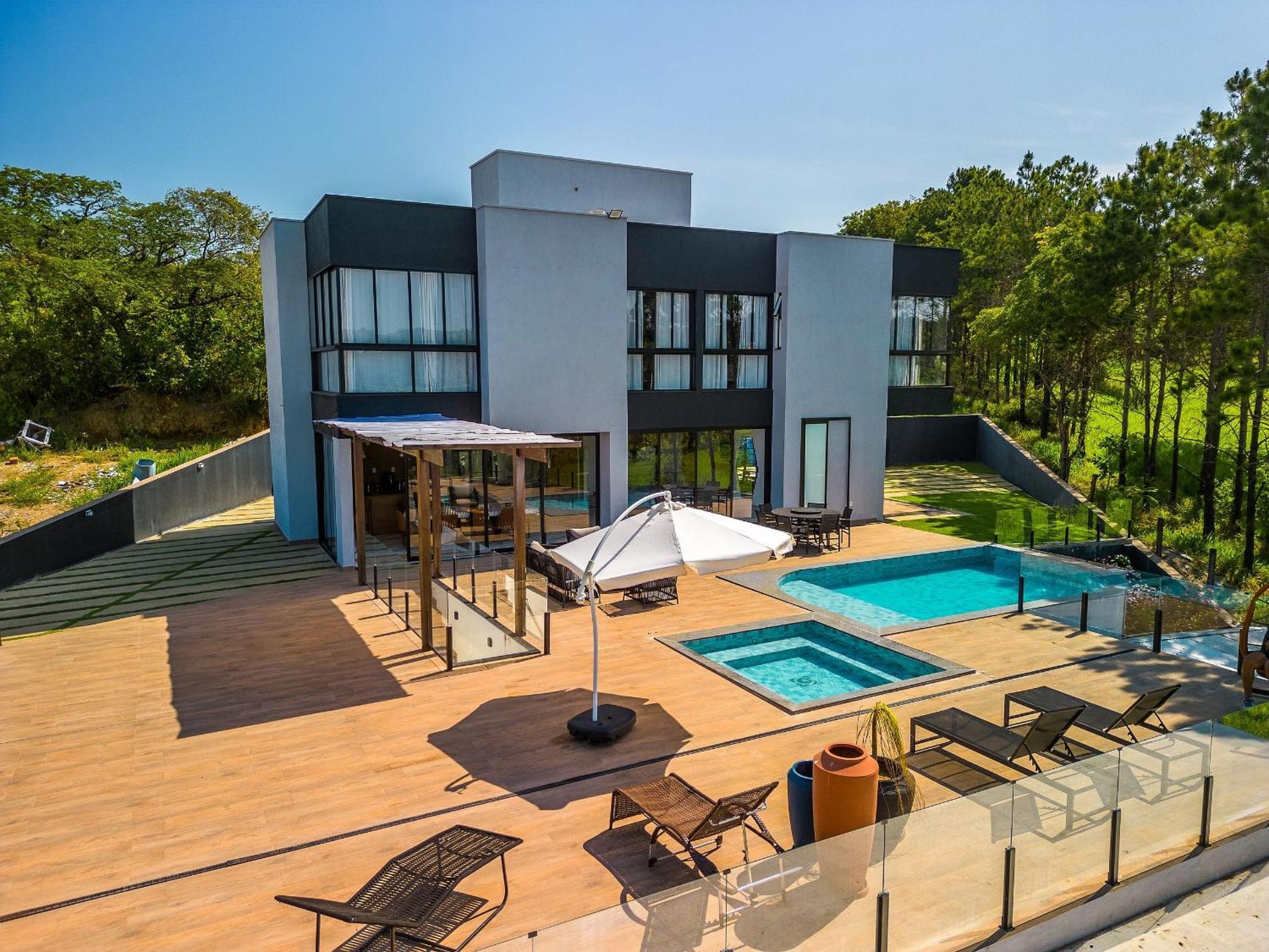 Pousada Com Piscina, Jacuzzi E Com Vista Em Capitolio - Casa Decore Buitenkant foto