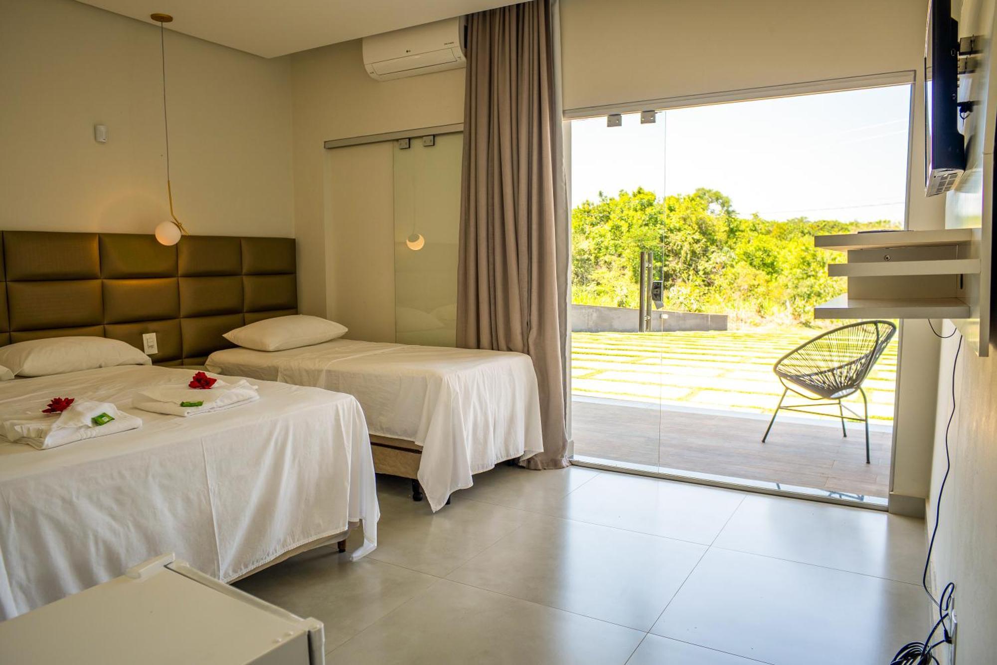Pousada Com Piscina, Jacuzzi E Com Vista Em Capitolio - Casa Decore Buitenkant foto